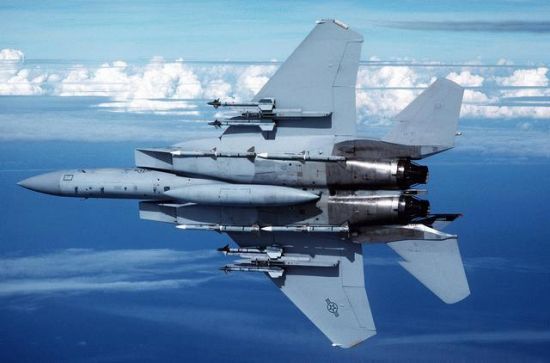 F-15.jpg